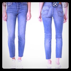 Levi’s Wedgie fit White cone denim Size 26